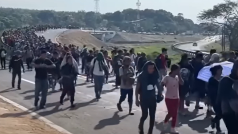 And it begins: Thousands of migrants rush towards the U.S. border on
election day