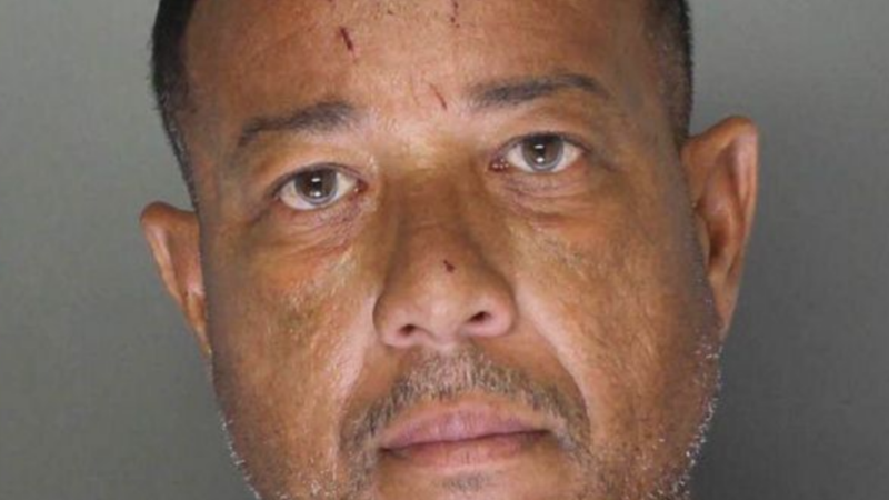 Pennsylvania man threatens, stabs his girlfriend to death, and wounds
her brother over her haircut