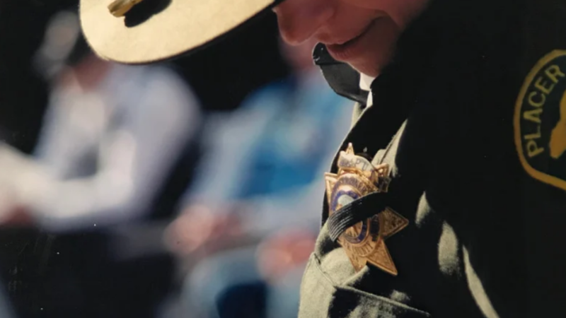 Trump seeks to expand program that would deputize US sheriffs to
assist ICE in deportation efforts