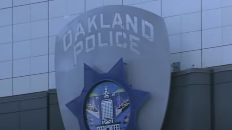 Oakland police conditioned to 'stay out of trouble' as investigations
of the department lower moral and performance